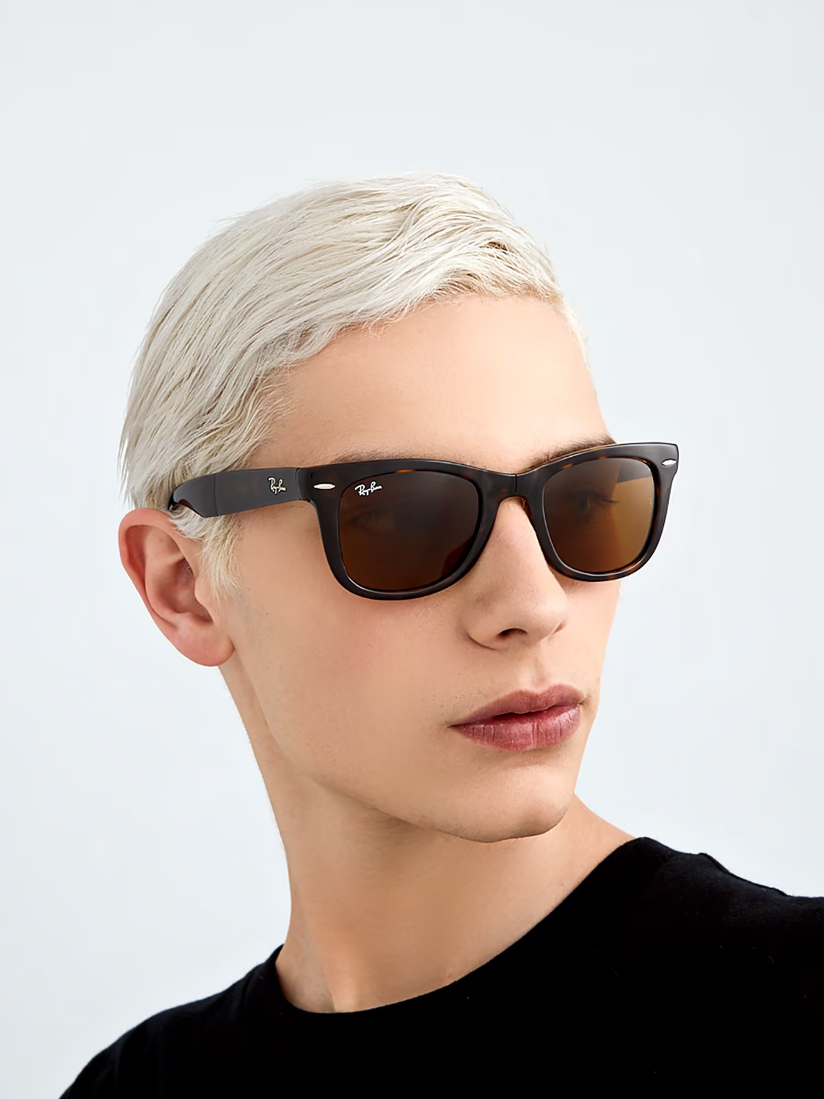 1110-ray-ban-rb4105-wayfarer-folding-classic-light-havana-1.jpg