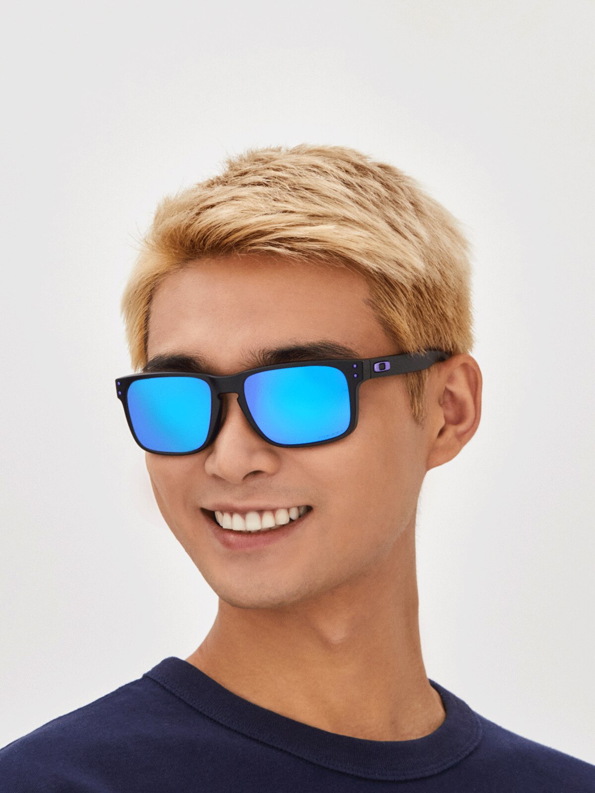Oakley - OO9102 Holbrookâ¢ - Matte Black