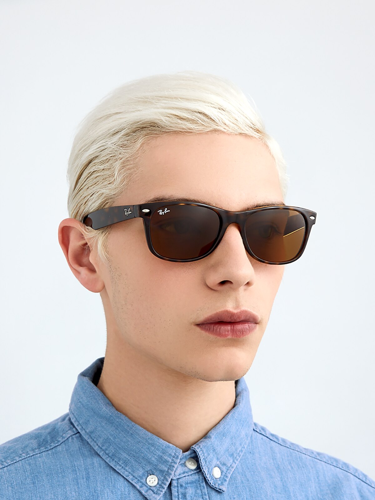 Ray-Ban - RB2132 New Wayfarer Classic - Black