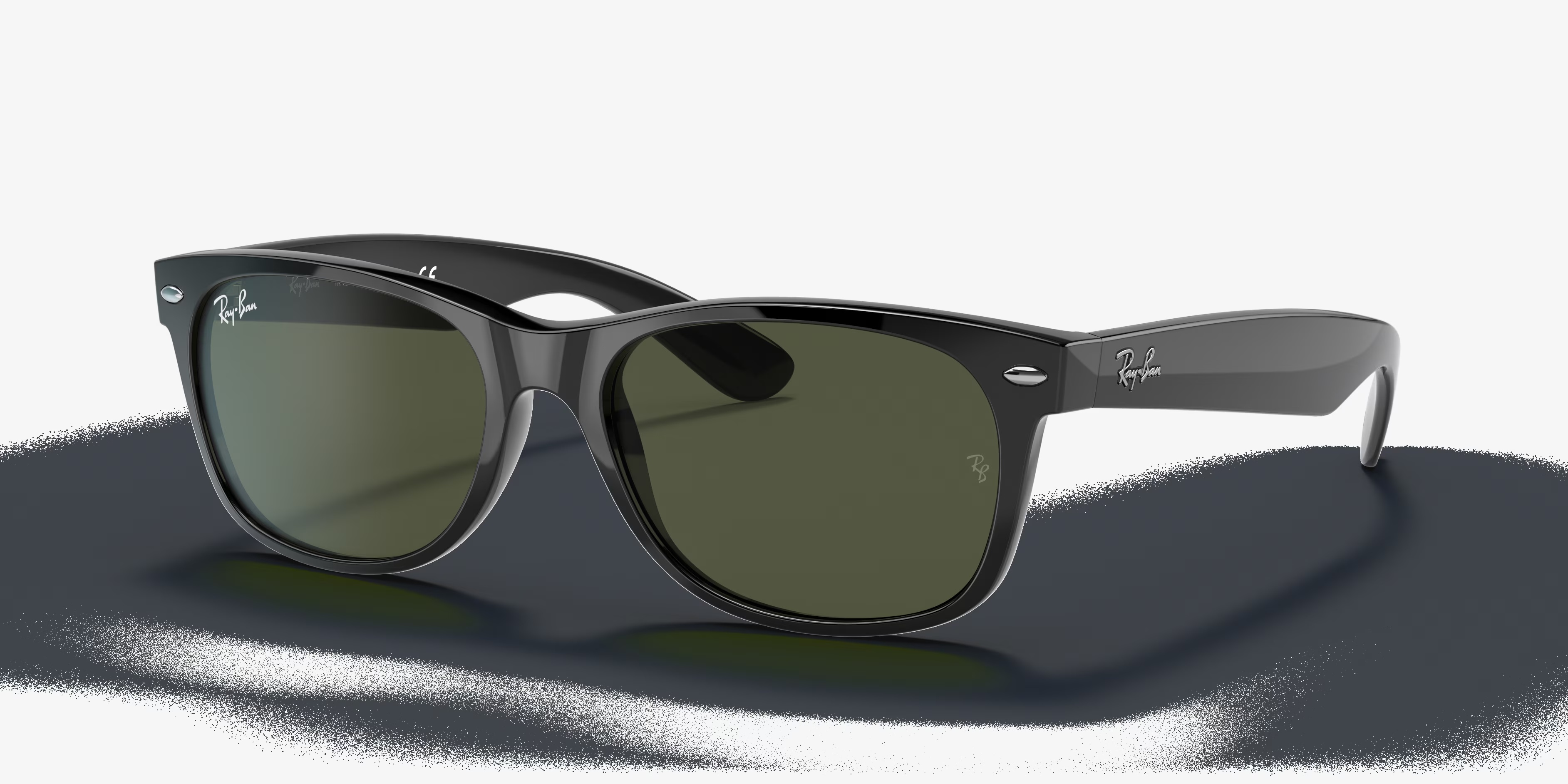 Ray-Ban - RB2132 New Wayfarer Classic - Black
