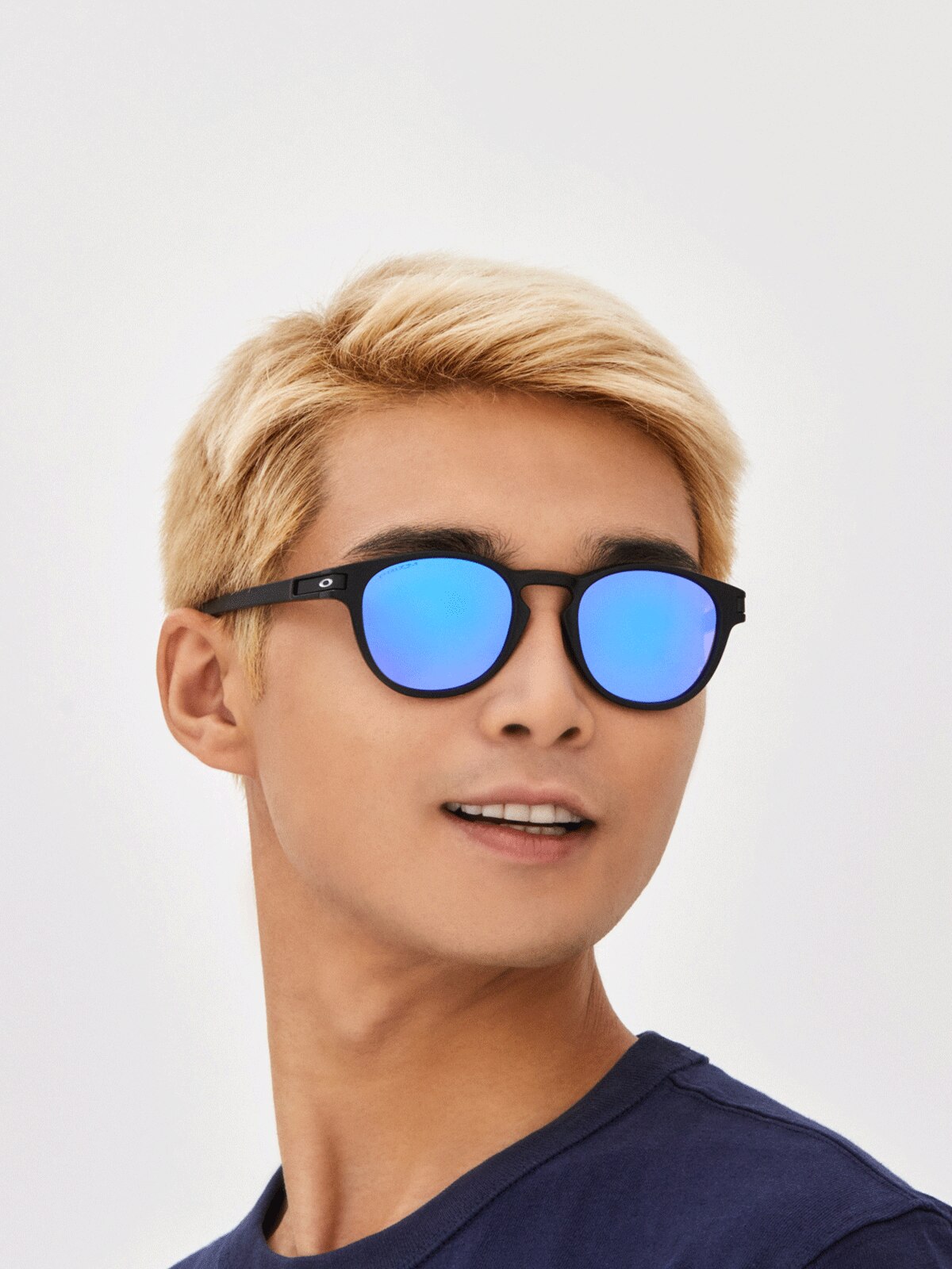 2757-oakley-oo9265-latch-matte-black-1.png